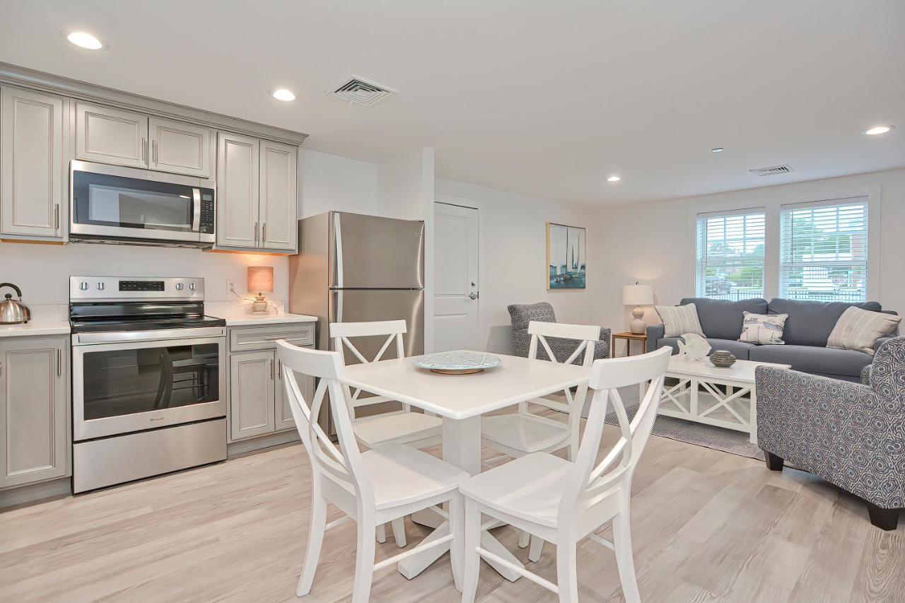 Downtown Plymouth Waterfront Luxury Condos ภายนอก รูปภาพ